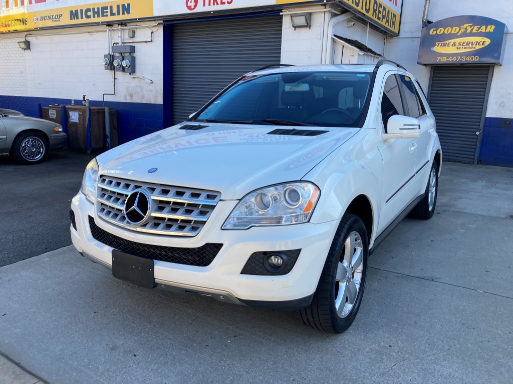 Used Car - 2011 Mercedes-Benz ML350 AWD for Sale in Staten Island, NY