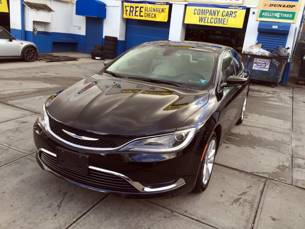 Used Car - 2015 Chrysler 200 Limited for Sale in Staten Island, NY