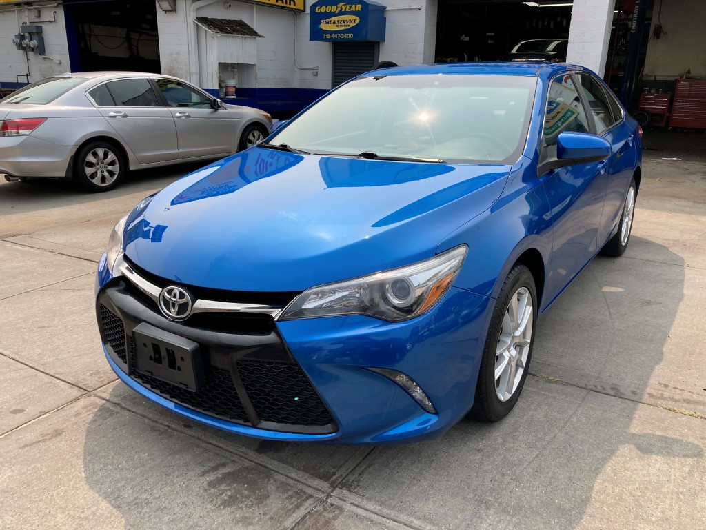 Used Car - 2017 Toyota Camry SE for Sale in Staten Island, NY