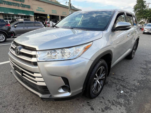 Used Car - 2019 Toyota HIGHLANDER LE for Sale in Staten Island, NY