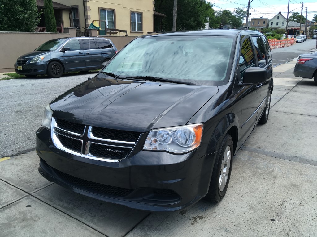 Used Car - 2011 Dodge Grand Caravan Express for Sale in Staten Island, NY