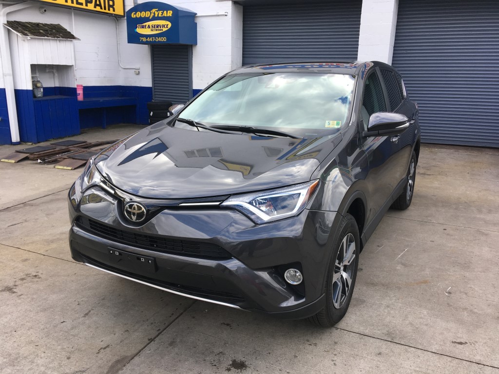 Used Car - 2018 Toyota RAV4 XLE AWD for Sale in Staten Island, NY