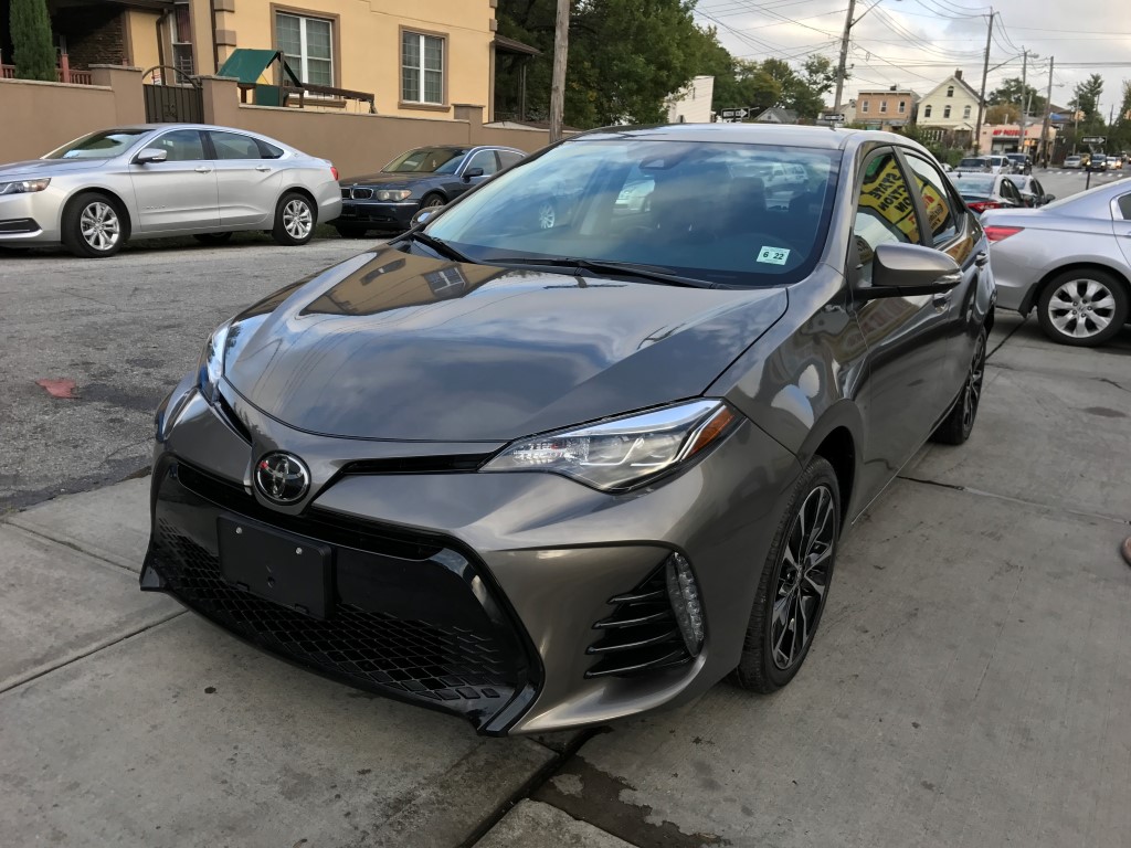 Used Car - 2017 Toyota Corolla SE for Sale in Staten Island, NY