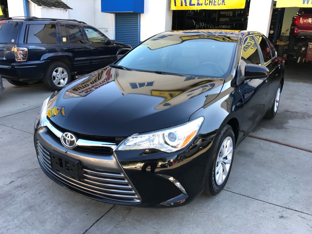 Used Car - 2015 Toyota Camry LE for Sale in Staten Island, NY