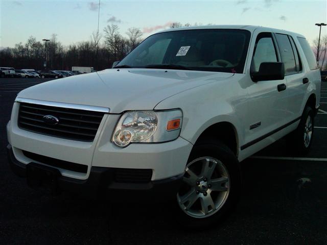 Used Car - 2006 Ford Explorer XLS for Sale in Brooklyn, NY