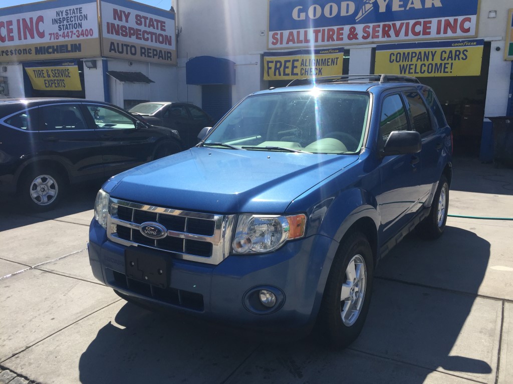 Used Car - 2009 Ford Escape XLT for Sale in Staten Island, NY