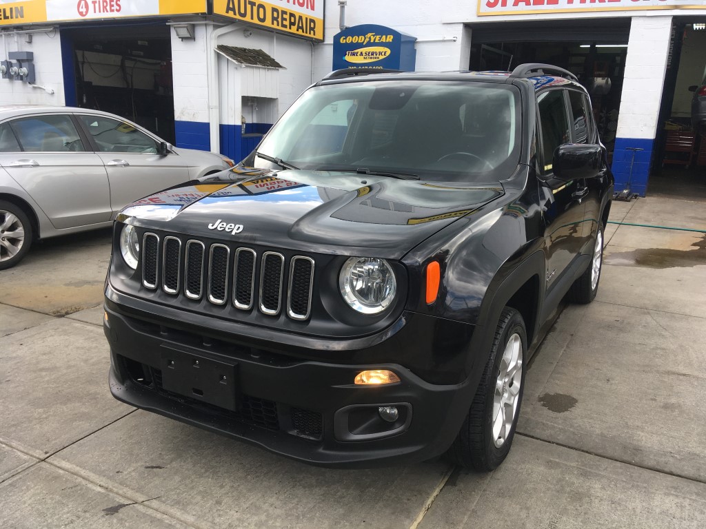 Used Car - 2016 Jeep Renegade Latitude 4x4 for Sale in Staten Island, NY