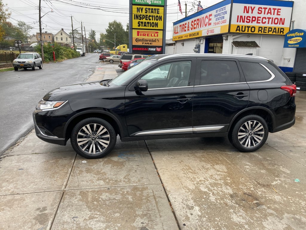 Used - Mitsubishi Outlander SEL AWD Wagon for sale in Staten Island NY