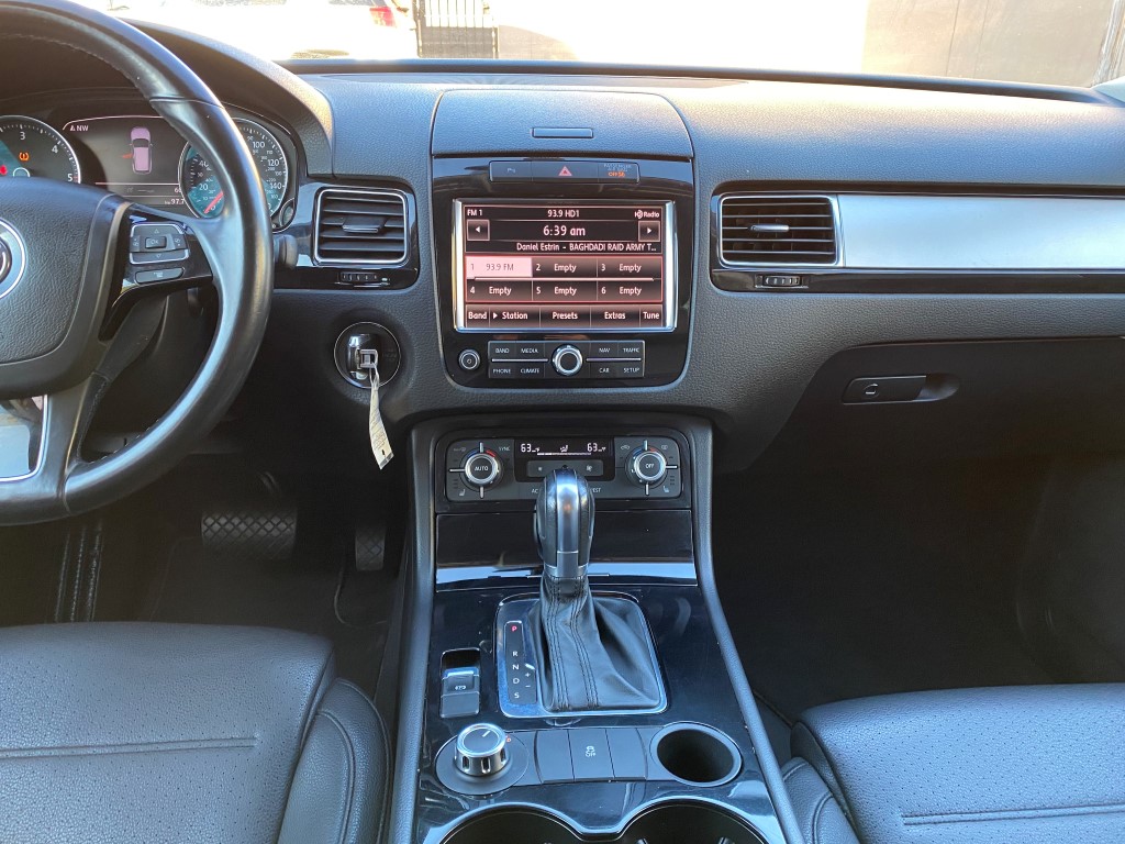 Used - Volkswagen Touareg TDI Sport AWD SUV for sale in Staten Island NY