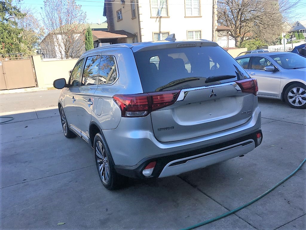 Used - Mitsubishi Outlander SEL AWD SUV for sale in Staten Island NY