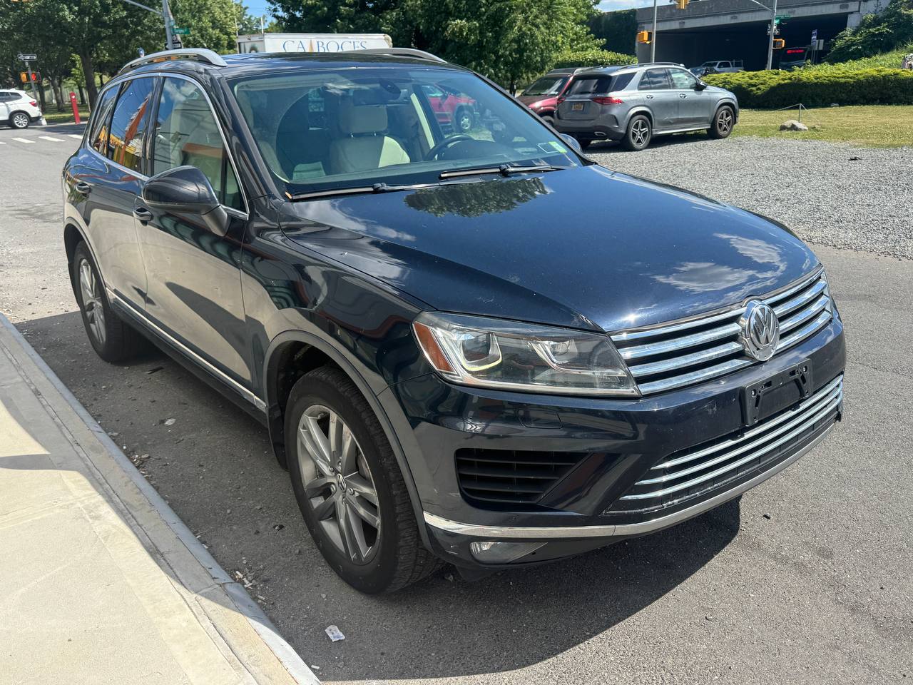 Used - Volkswagen Touareg V6 Lux SUV for sale in Staten Island NY