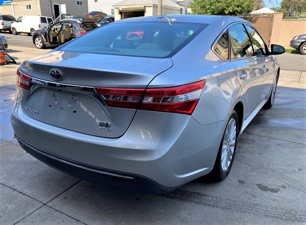 Used - Toyota Avalon Hybrid XLE Touring Sedan for sale in Staten Island NY