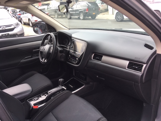 Used - Mitsubishi Outlander SEL SUV for sale in Staten Island NY