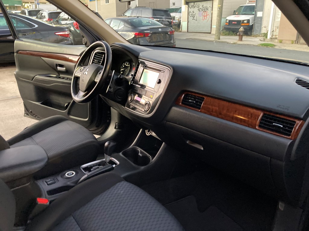 Used - Mitsubishi Outlander GT AWD SUV for sale in Staten Island NY