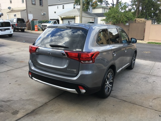 Used - Mitsubishi Outlander SE AWD SUV for sale in Staten Island NY