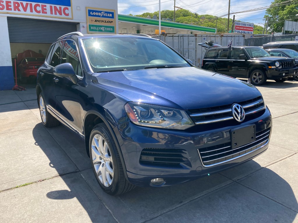 Used - Volkswagen Touareg TDI Lux AWD SUV for sale in Staten Island NY