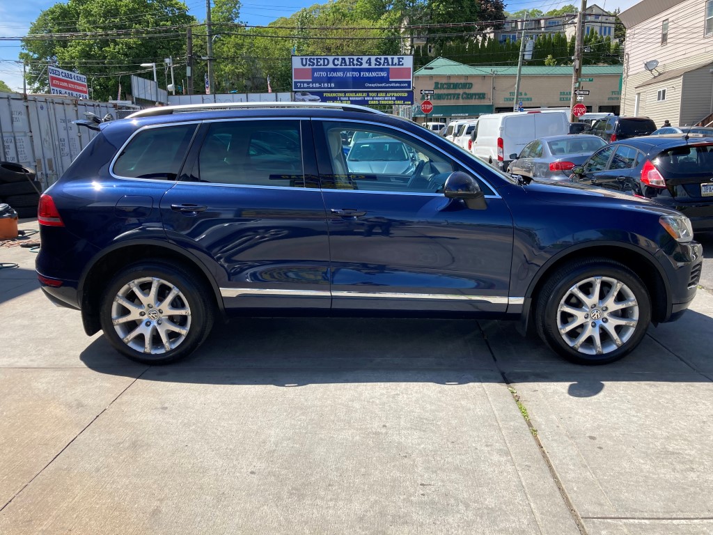 Used - Volkswagen Touareg TDI Lux AWD SUV for sale in Staten Island NY