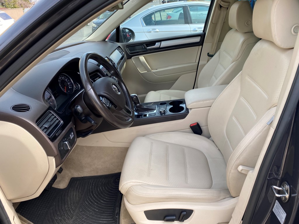 Used - Volkswagen Touareg TDI Sport AWD SUV for sale in Staten Island NY