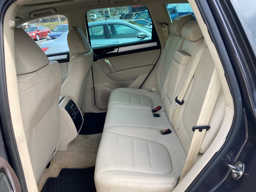 Used - Volkswagen Touareg TDI Sport AWD SUV for sale in Staten Island NY