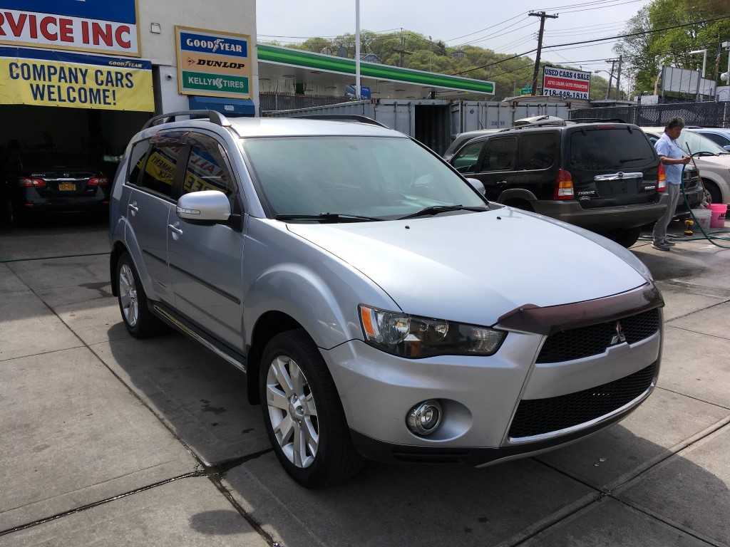 Used - Mitsubishi Outlander SE SUV for sale in Staten Island NY