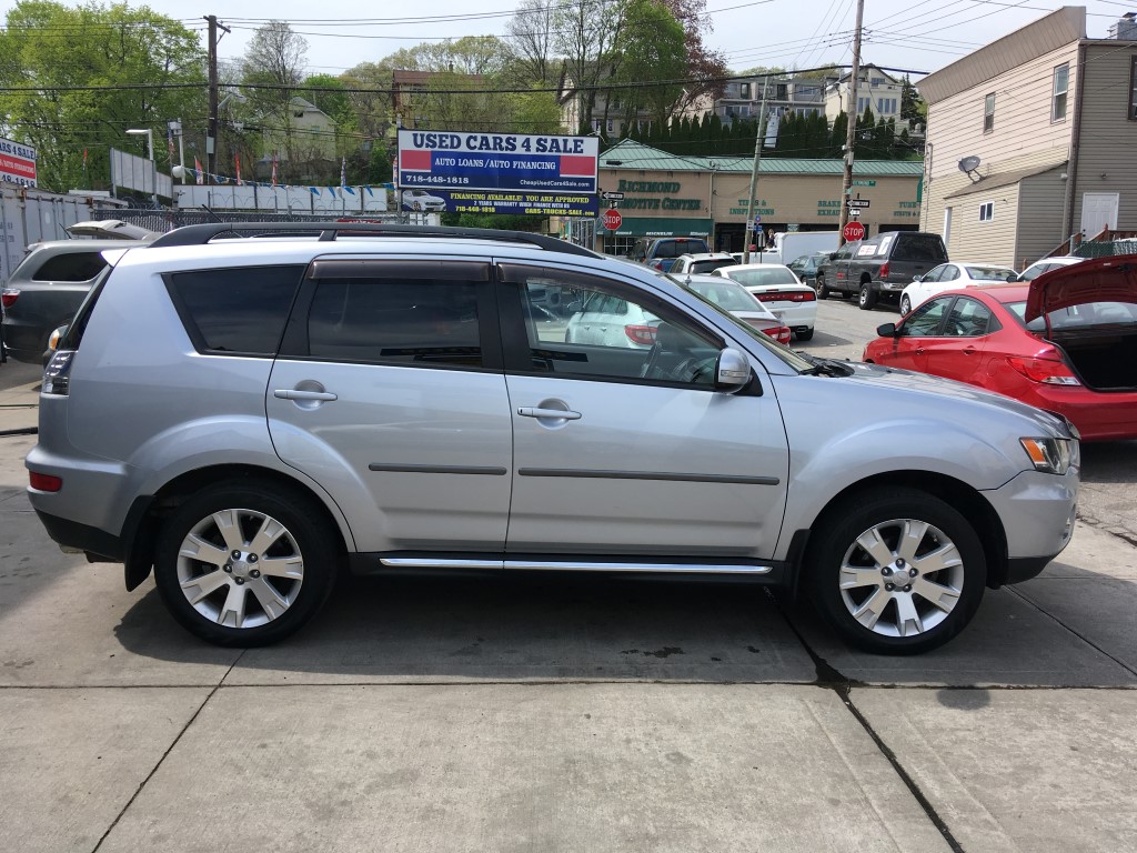 Used - Mitsubishi Outlander SE SUV for sale in Staten Island NY