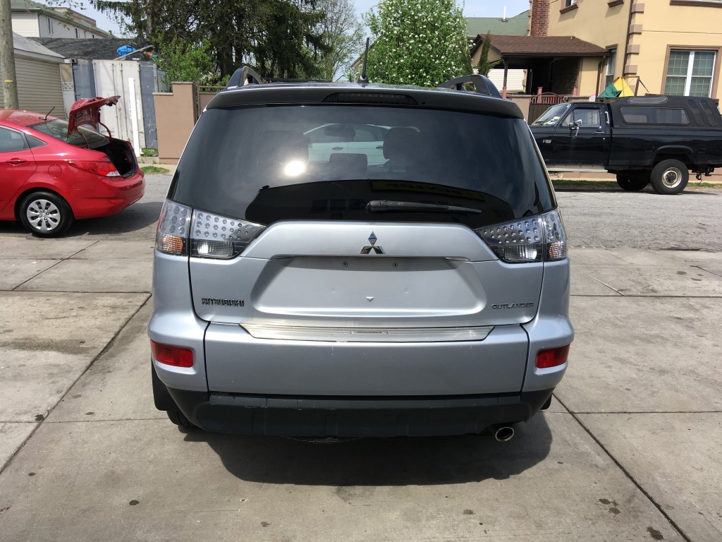 Used - Mitsubishi Outlander SE SUV for sale in Staten Island NY