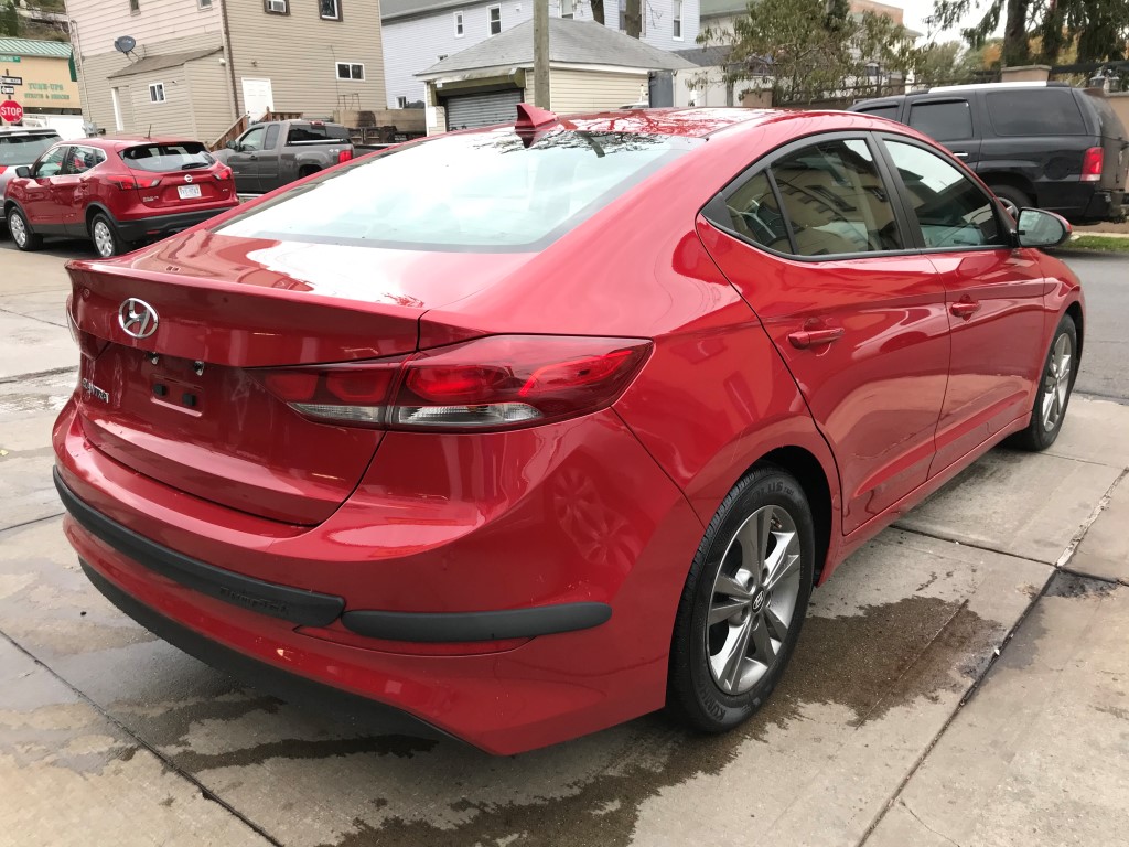 Used - Hyundai Elantra SE Sedan for sale in Staten Island NY