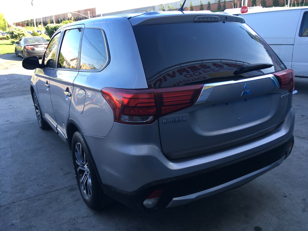 Used - Mitsubishi Outlander ES SUV for sale in Staten Island NY