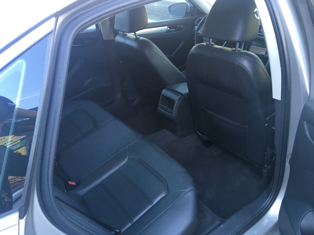 Used - Volkswagen Passat SE Sedan for sale in Staten Island NY