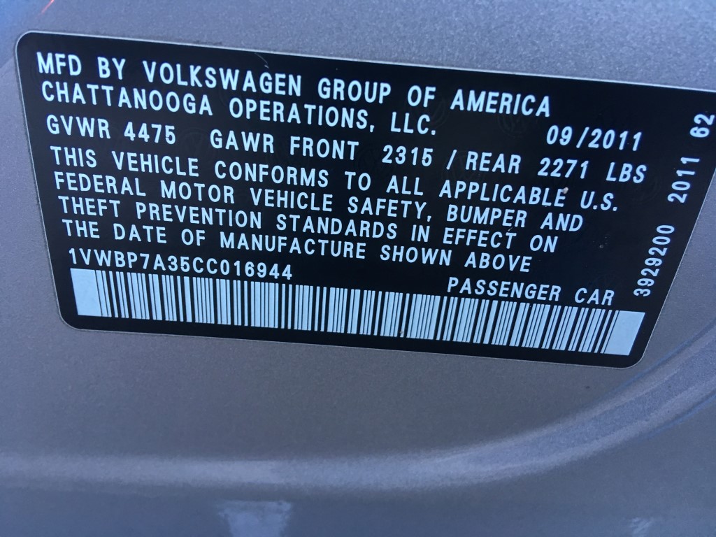 Used - Volkswagen Passat SE Sedan for sale in Staten Island NY