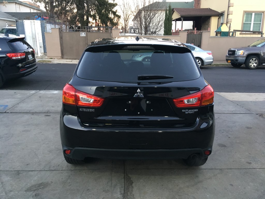 Used - Mitsubishi Outlander ES SUV for sale in Staten Island NY