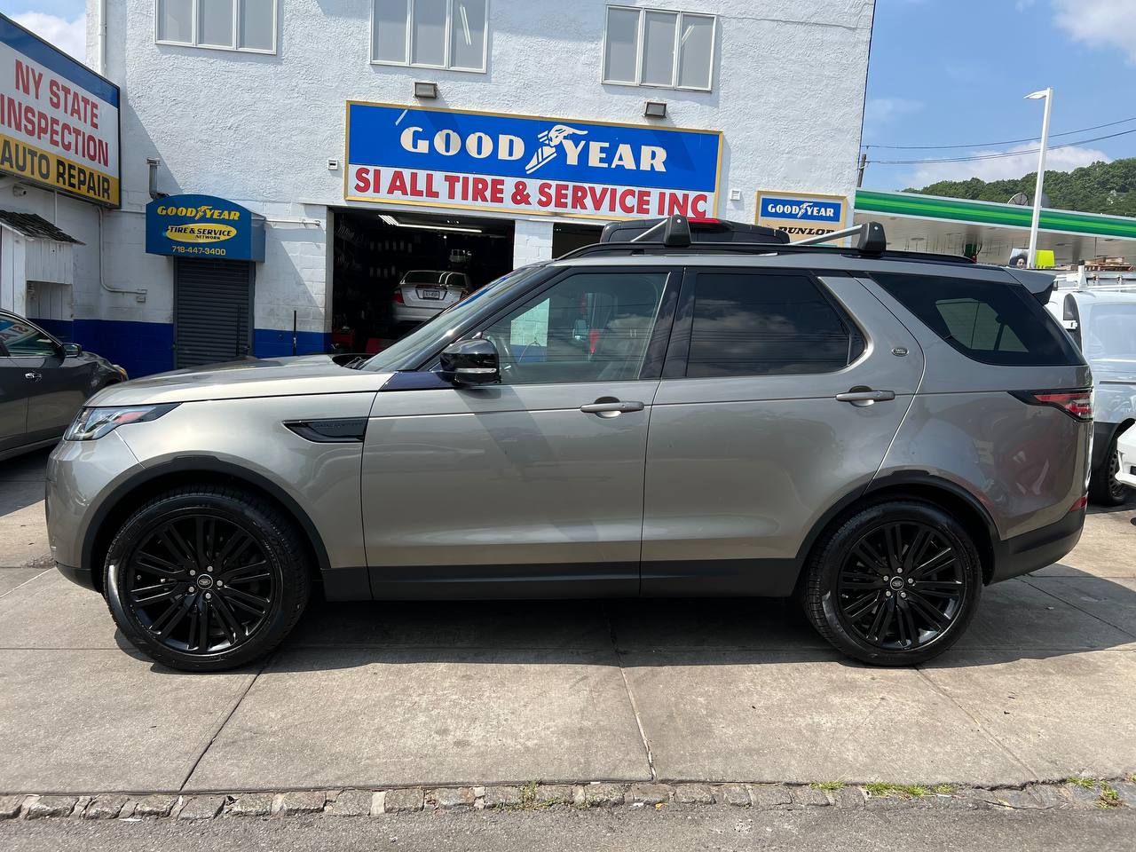 Used - Land Rover Discovery HSE SUV for sale in Staten Island NY