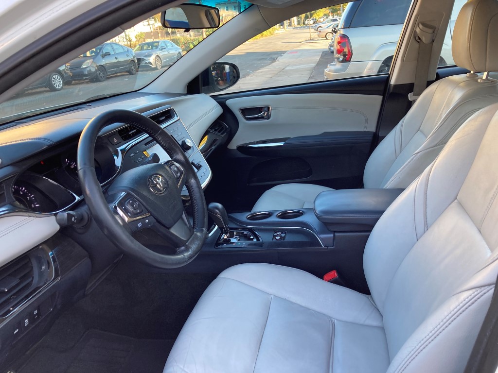 Used - Toyota Avalon XLE Sedan for sale in Staten Island NY