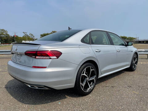 Used - Volkswagen Passat SEDAN for sale in Staten Island NY