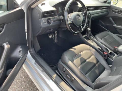 Used - Volkswagen Passat SEDAN for sale in Staten Island NY