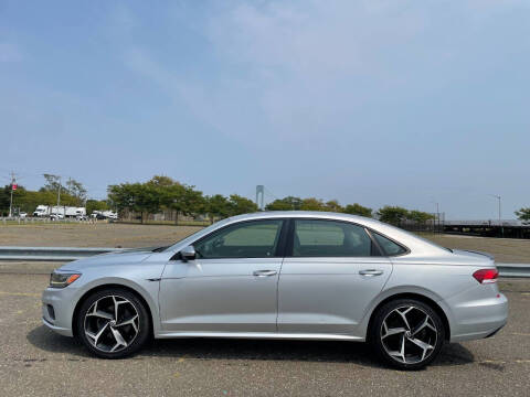 Used - Volkswagen Passat SEDAN for sale in Staten Island NY