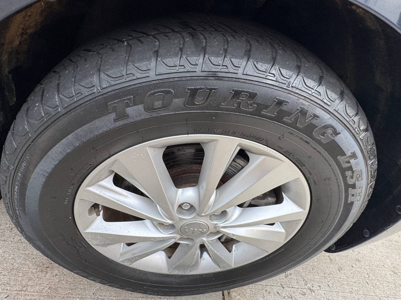 Used - Kia Sedona LX Minivan for sale in Staten Island NY