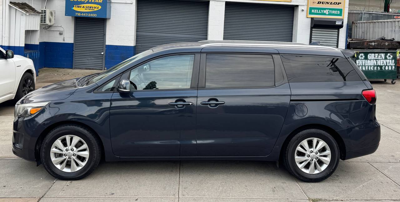 Used - Kia Sedona LX Minivan for sale in Staten Island NY