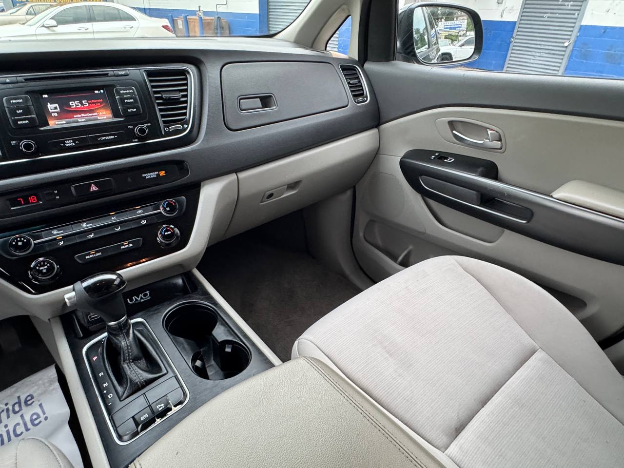 Used - Kia Sedona LX Minivan for sale in Staten Island NY