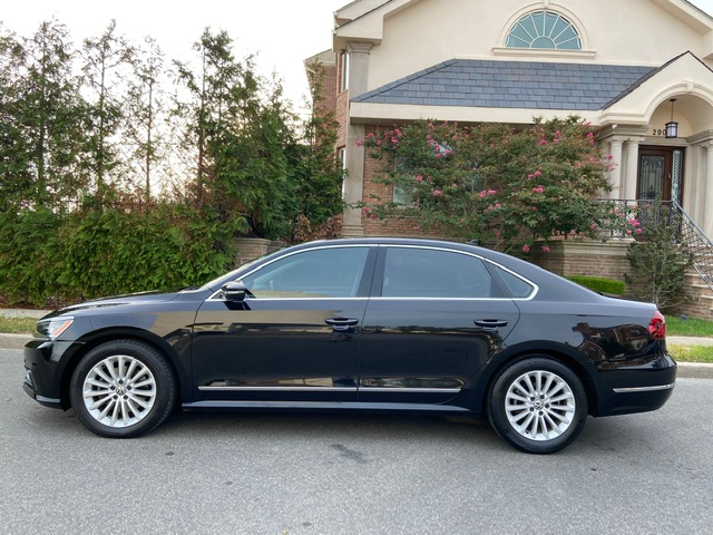 Used - Volkswagen Passat SE Sedan for sale in Staten Island NY