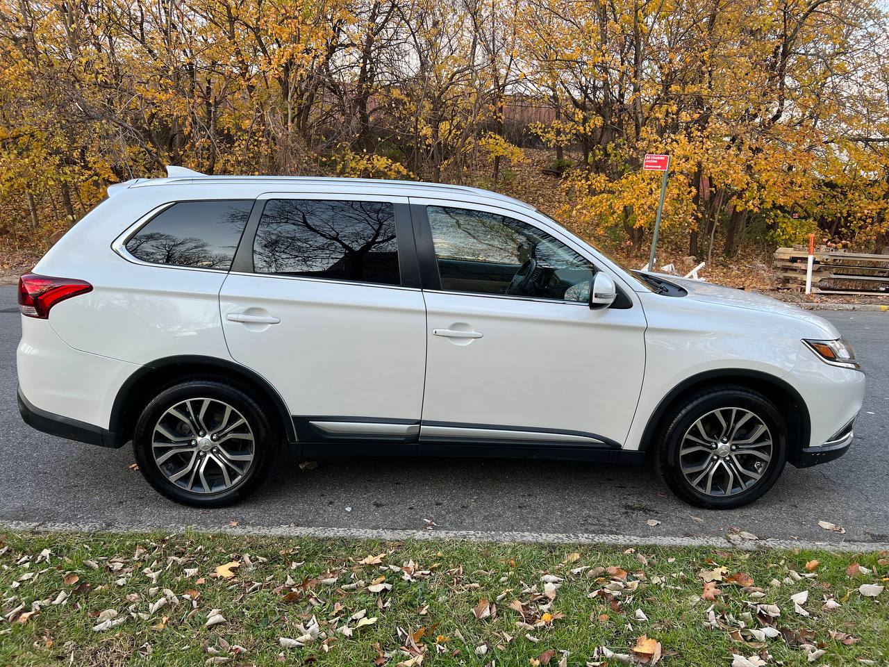 Used - Mitsubishi Outlander SEL SUV for sale in Staten Island NY