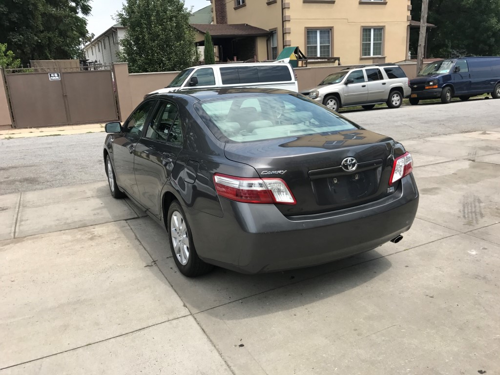 Used - Toyota Camry XLE Sedan for sale in Staten Island NY