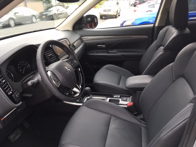 Used - Mitsubishi Outlander SEL SUV for sale in Staten Island NY