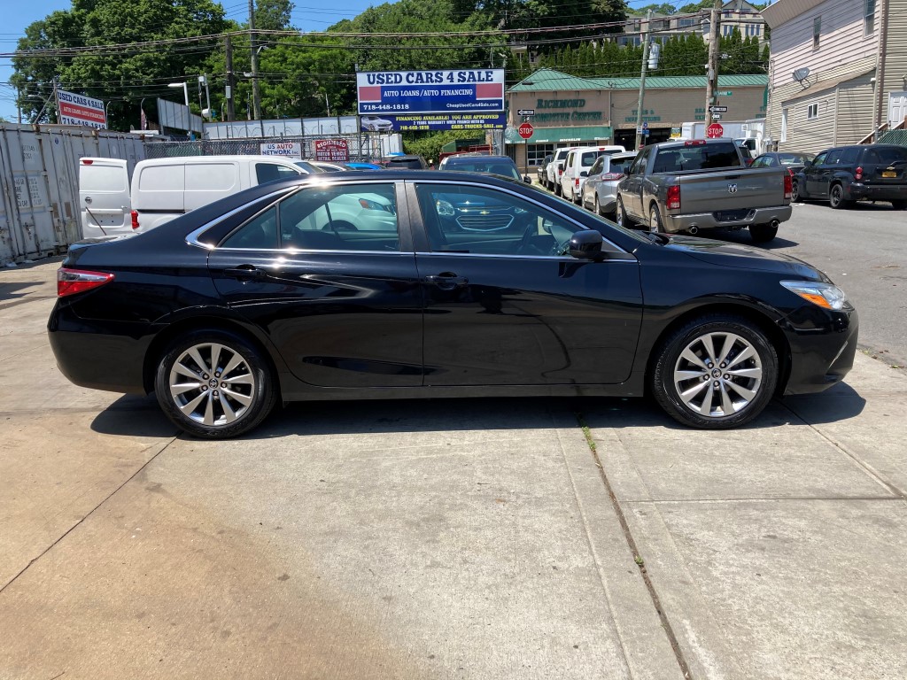 Used - Toyota Camry XLE Sedan for sale in Staten Island NY