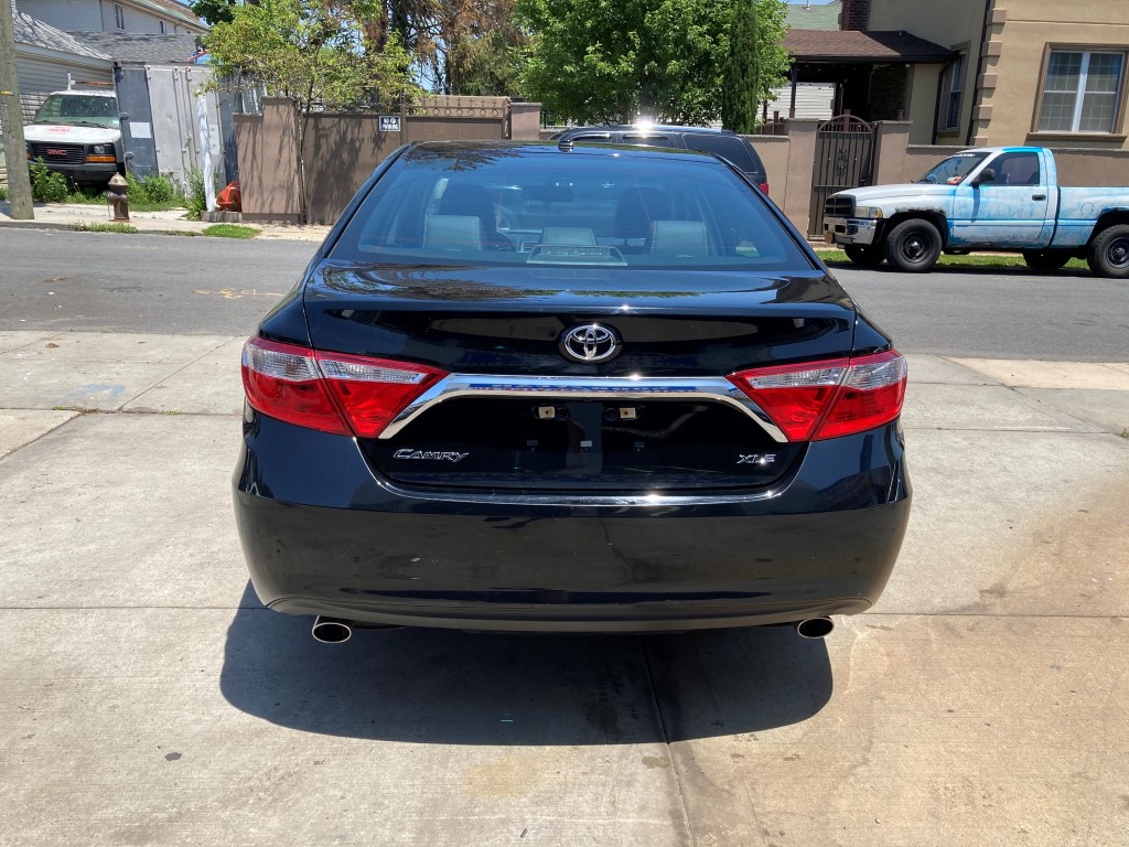 Used - Toyota Camry XLE Sedan for sale in Staten Island NY