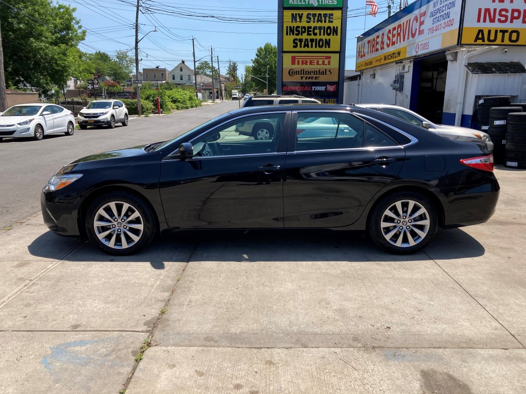 Used - Toyota Camry XLE Sedan for sale in Staten Island NY