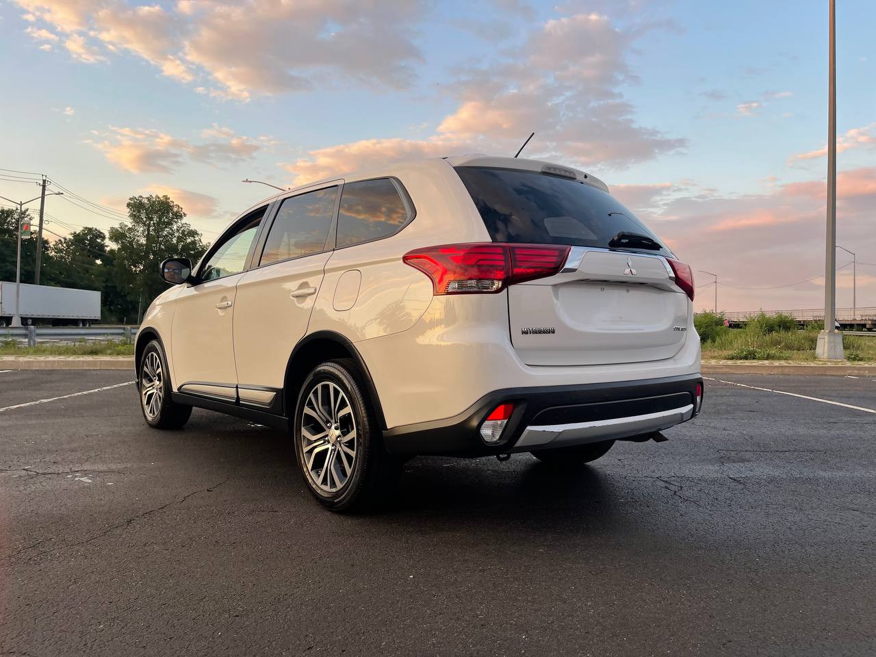 Used - Mitsubishi Outlander ES AWD SUV for sale in Staten Island NY