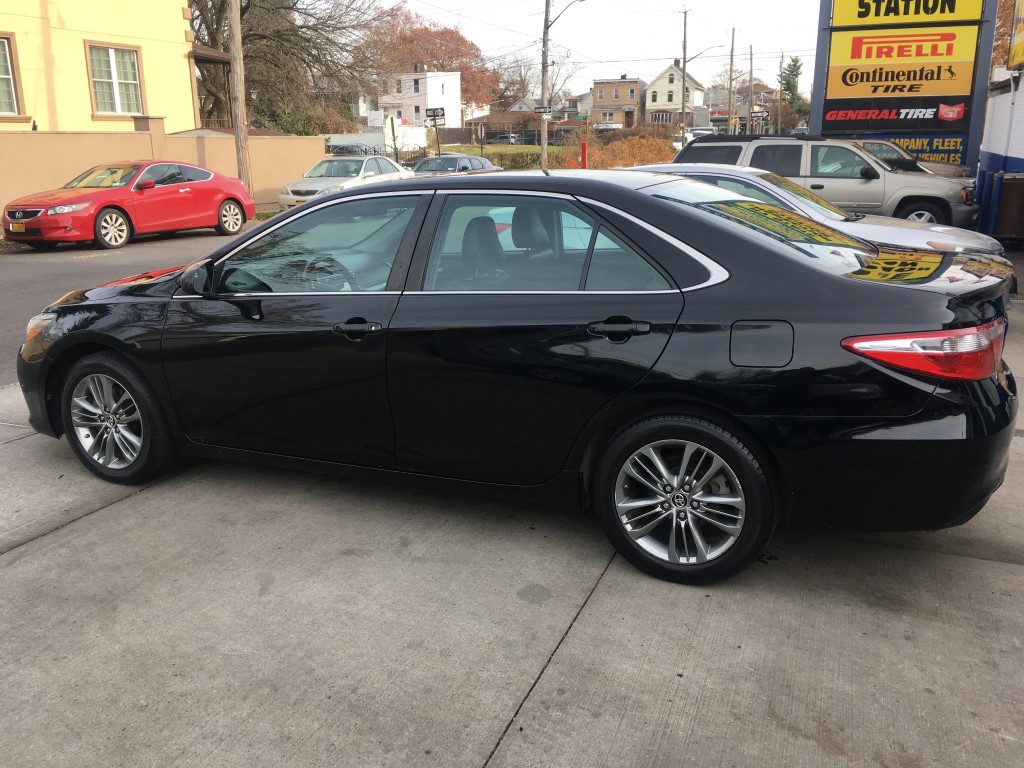 Used - Toyota Camry SE Sedan for sale in Staten Island NY