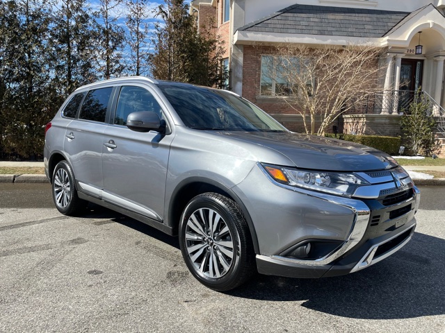 Used - Mitsubishi Outlander SEL AWD SUV for sale in Staten Island NY