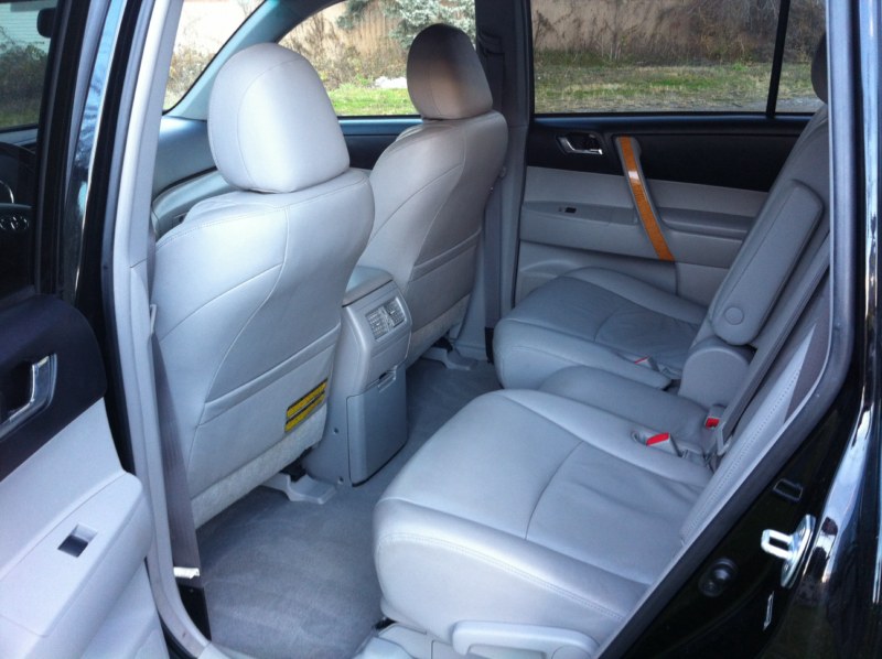 Used - Toyota Highlander Hybrid Limited Sport Utility 4WD for sale in Staten Island NY